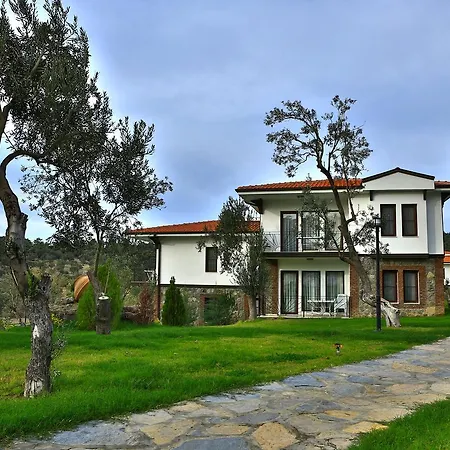 Merada Termal Tatil Koyu 3* Dikili