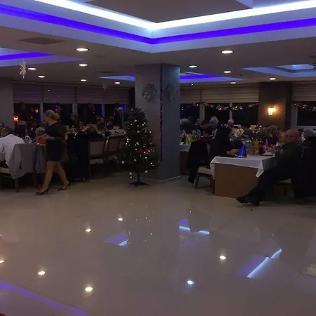 Merada Termal Tatil Koyu 3* Dikili